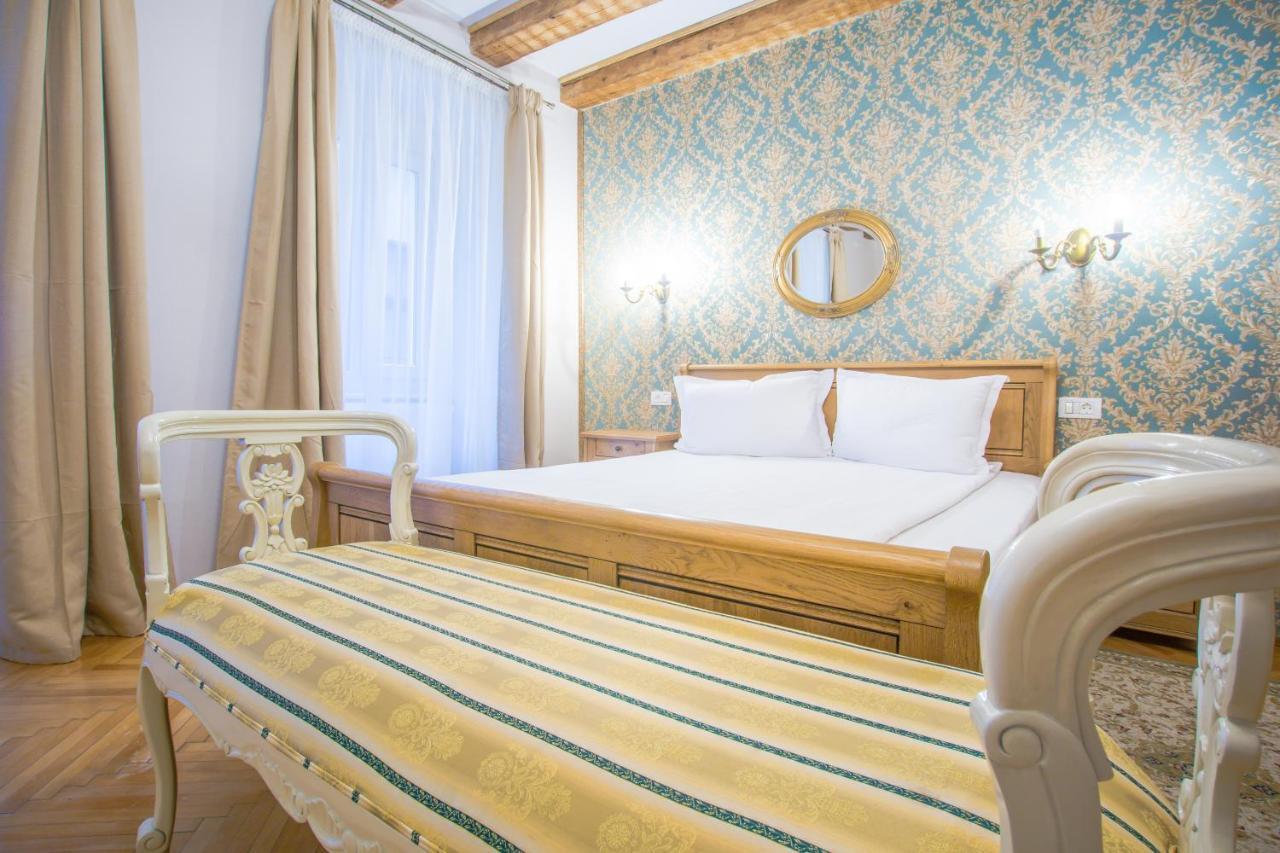 Safrano Palace Brasov Bagian luar foto