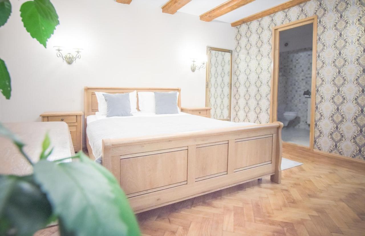 Safrano Palace Brasov Bagian luar foto