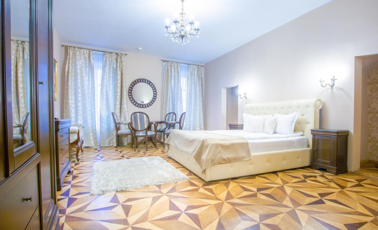 Safrano Palace Brasov Bagian luar foto