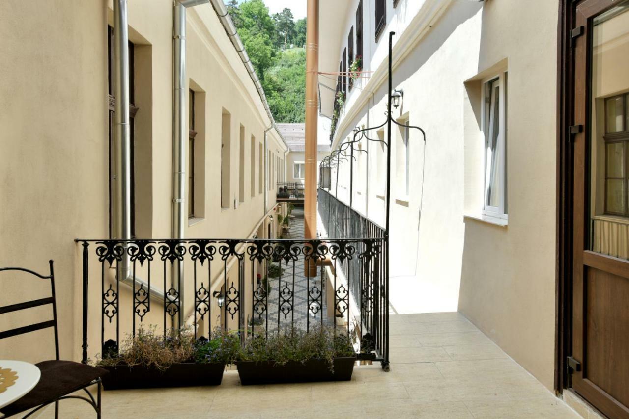 Safrano Palace Brasov Bagian luar foto
